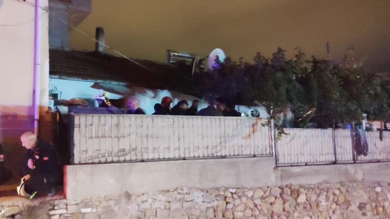 Denizli’de evin tavanı çöktü: 6 yaralı
