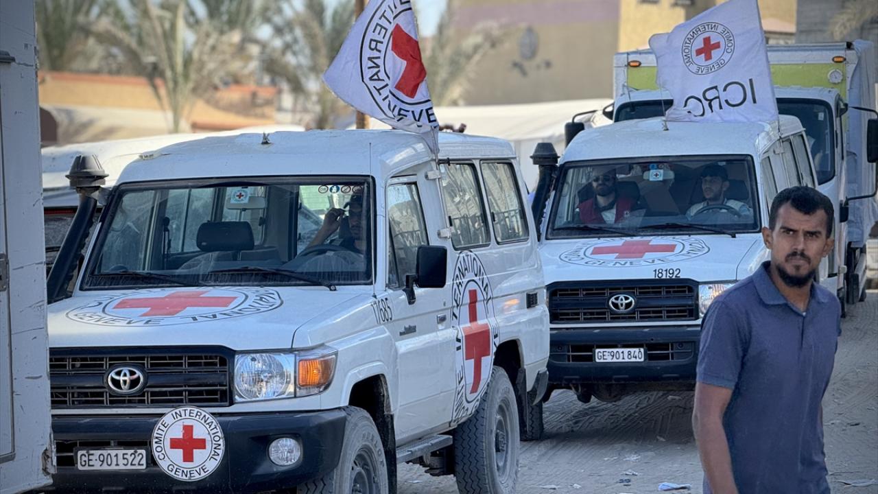 İsrail, Gazze’den alıkoyduğu 30 Filistinlinin daha cenazesini teslim etti