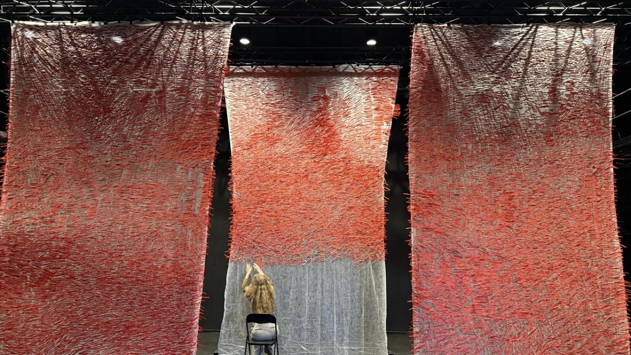 İsrail'in öldürdüğü 18 binden fazla Filistinli çocuk Oslo'da isimleri tek tek okunarak anıldı