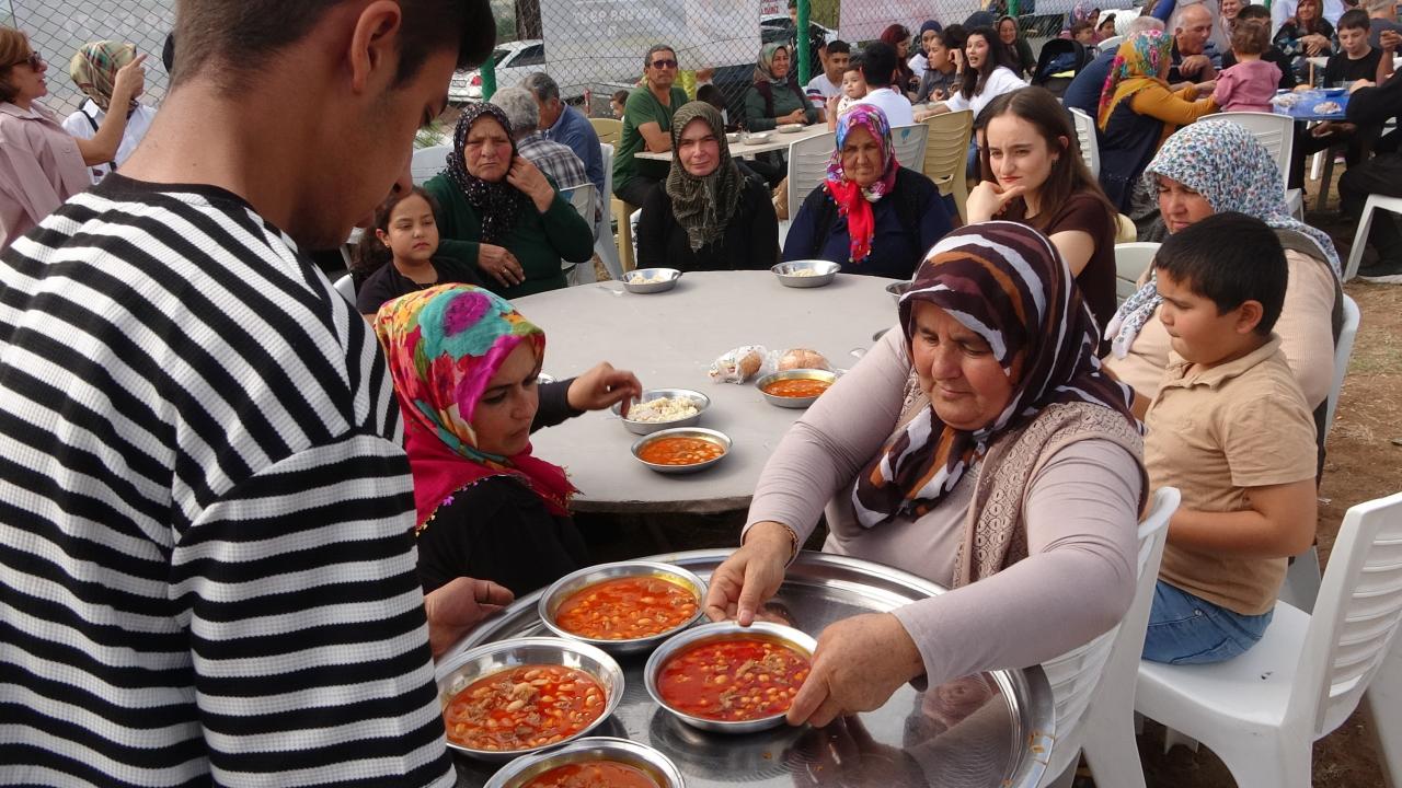 "Yemekleri imece usulü yapıyoruz"