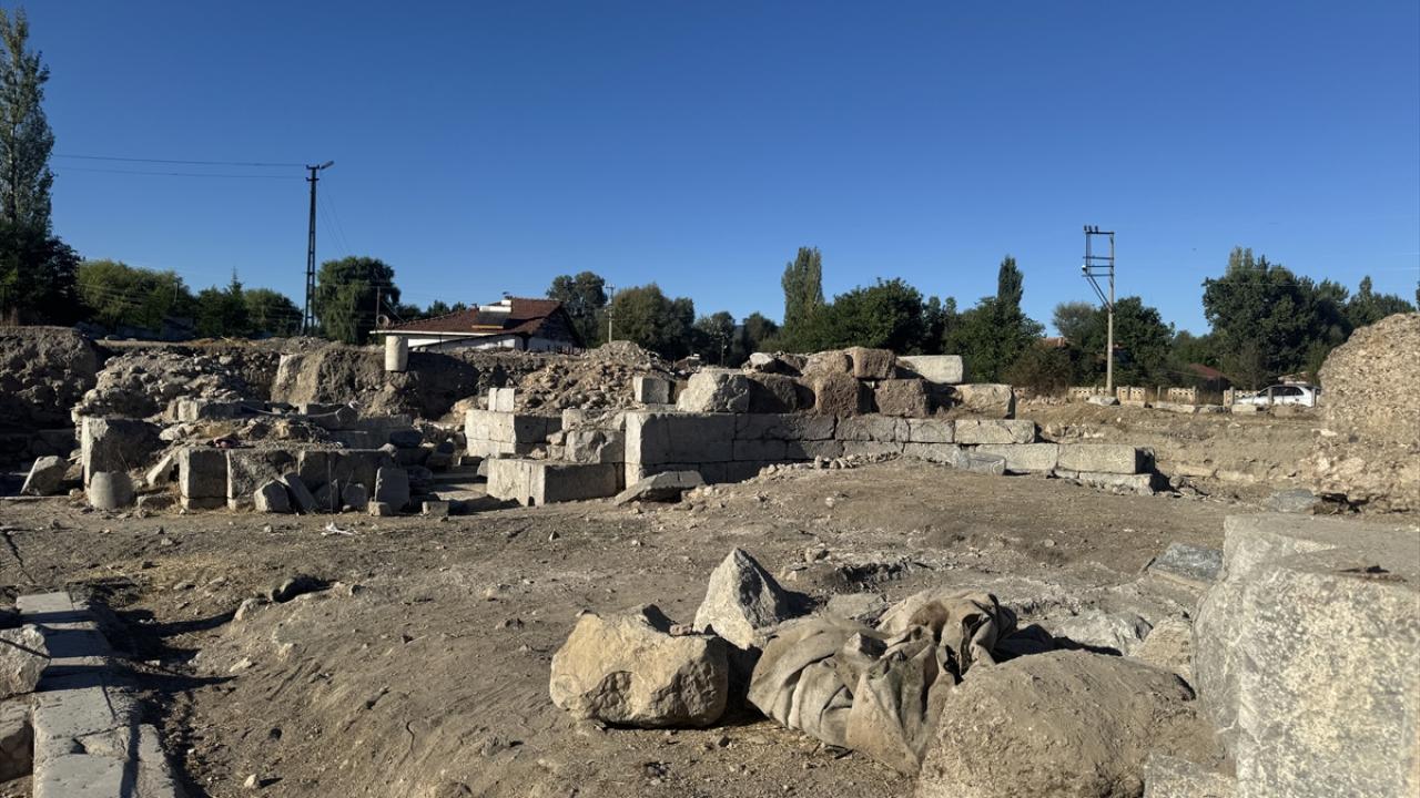 Kilise ortaya çıkarılarak turizme kazandırılmak isteniyor