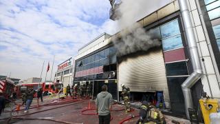 Ankara'da sanayi sitesindeki iş yerinde yangın çıktı