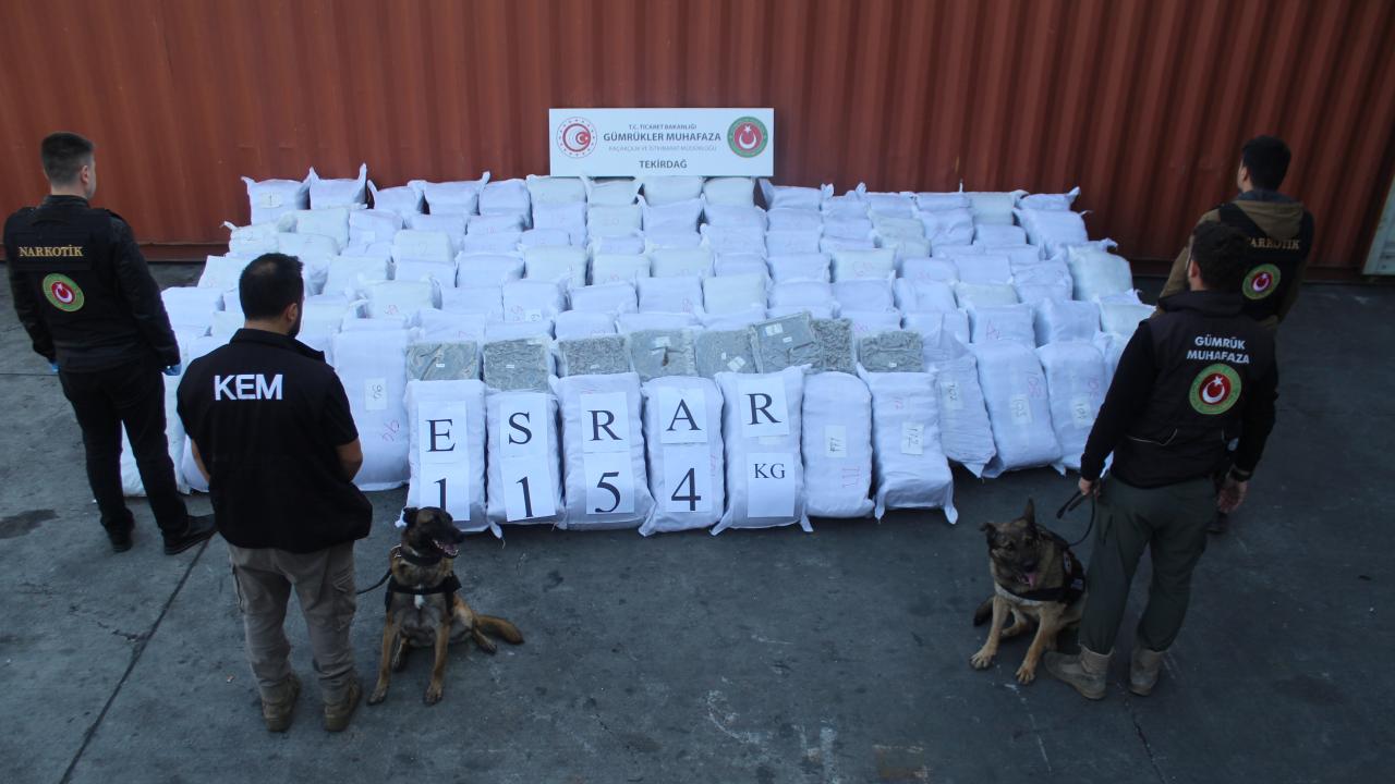 Tekirdağ ve Edirne'de 809 milyon lira değerinde uyuşturucu ele geçirildi
