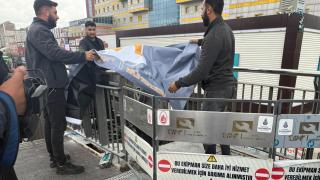 Beylikdüzü'nde üst geçitteki yürüyen merdivende yangın çıktı