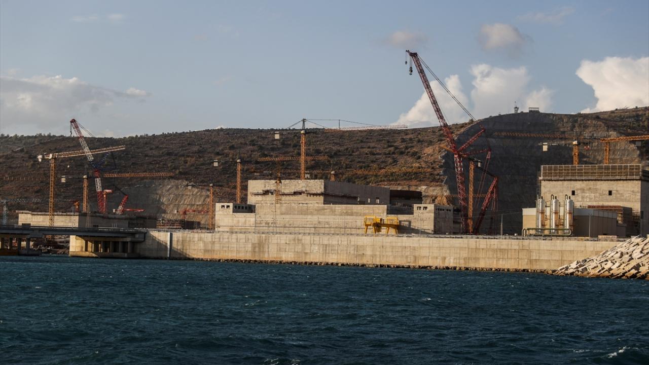 Basın mensupları Akkuyu NGS inşaat sahasını gezdi