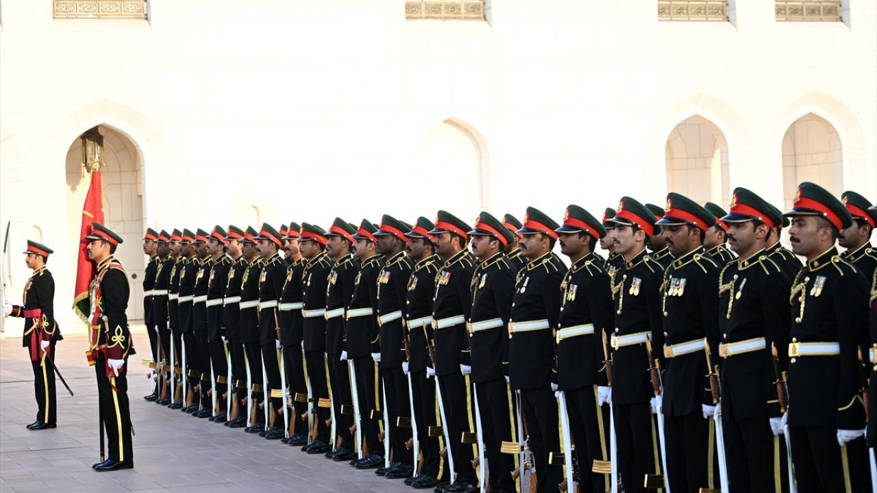 Erdoğan resmi törenle karşılandı