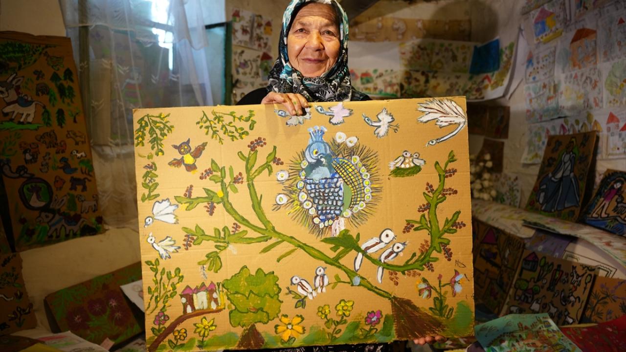 "Üzüldüğümde resim yapıyorum"