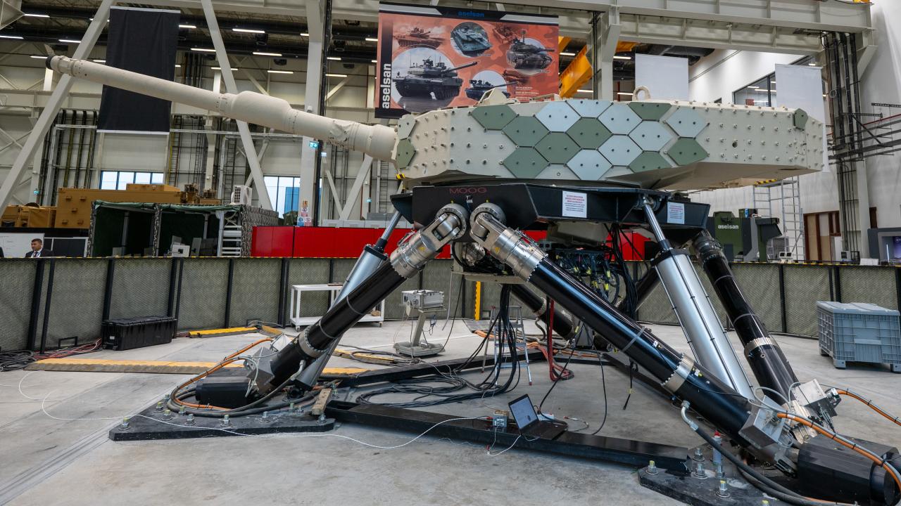 Türkiye’nin milli tankı ALTAY’da kritik donanım ASELSAN’dan