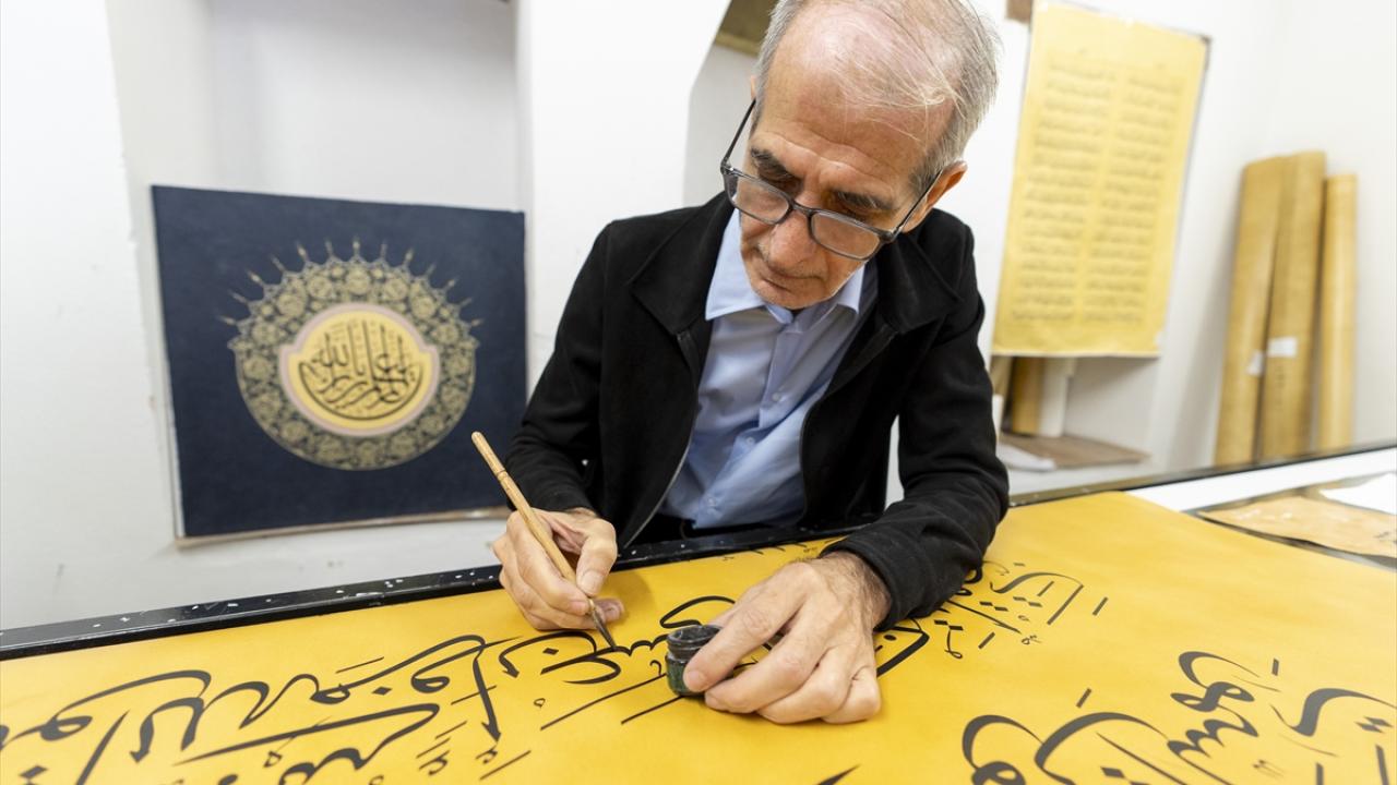 "Az kişinin yapabildiği bir eser yapabilmek mutluluk veren bir şey"