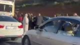 İstanbul'da düğün konvoyu: İki şeridi kapatıp horon oynadılar