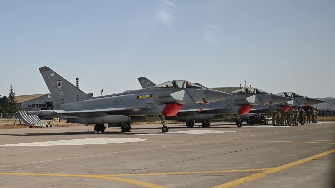 Türkiye, 44 Eurofighter savaş uçağı almayı planlıyor Türkiye, 44 Eurofighter savaş uçağı almayı planlıyor