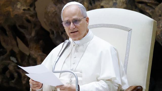 Trump ile Papa arasındaki İran atışması devam ediyor