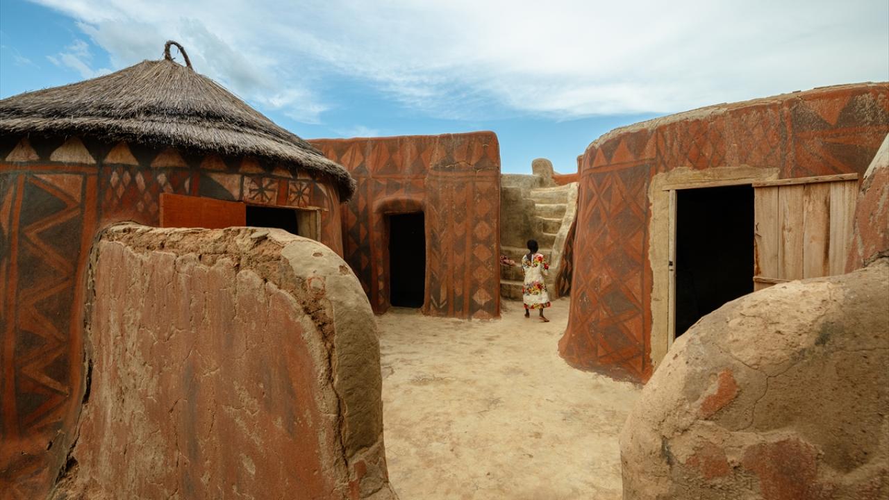 Benzersiz mimarisiyle Tiebele köyü