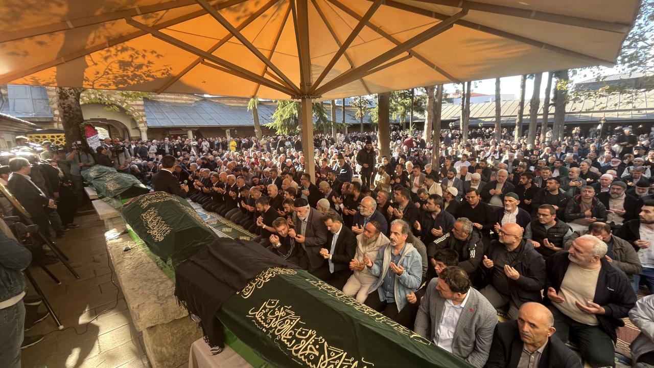 Bilir ailesinin 4 ferdi son yolculuğuna uğurlandı