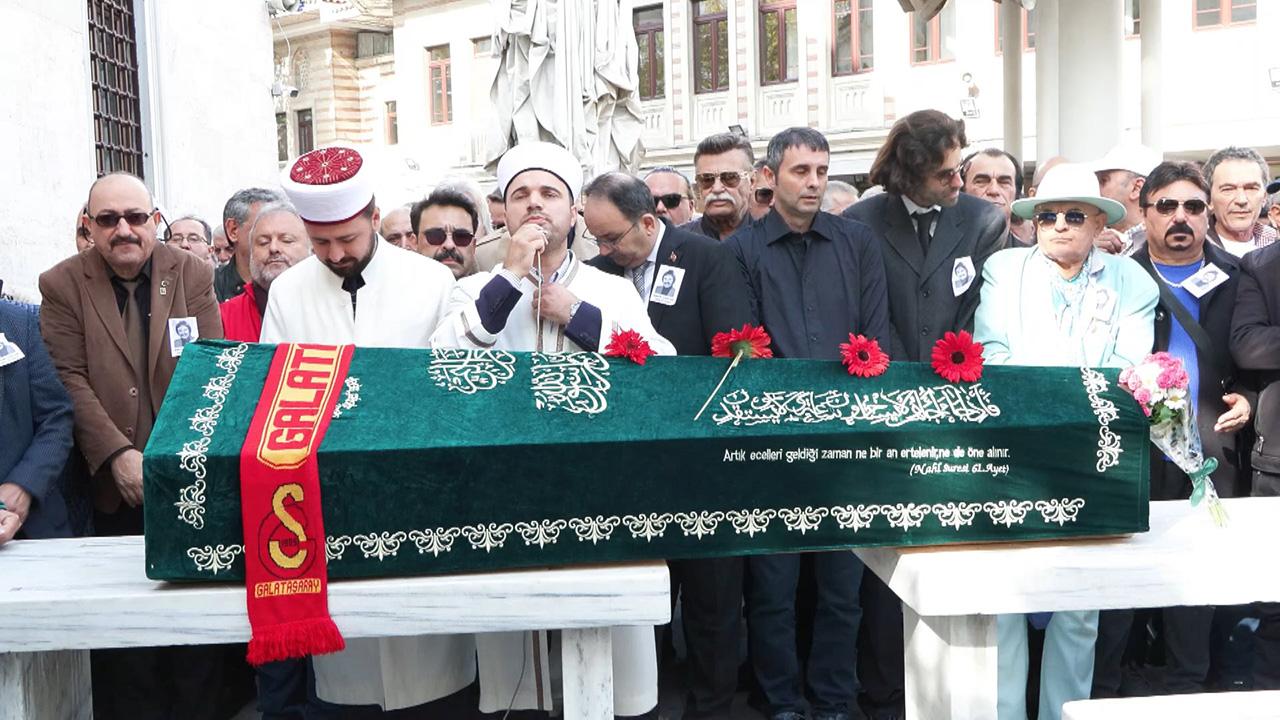 Yeşilçam'ın ünlü ismi Engin Çağlar son yolcuğuna uğurlandı