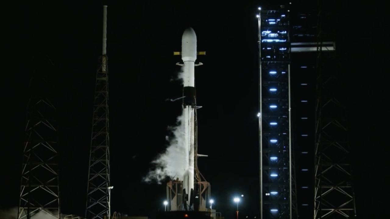 Milli uydu Fergani FGN100d2 uzayda