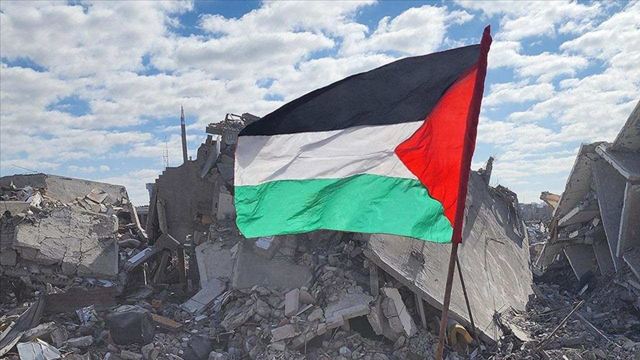 Filistin: İsrail'in vergi gelirlerine el koyması Filistin yönetimini çöküşe sürüklüyor