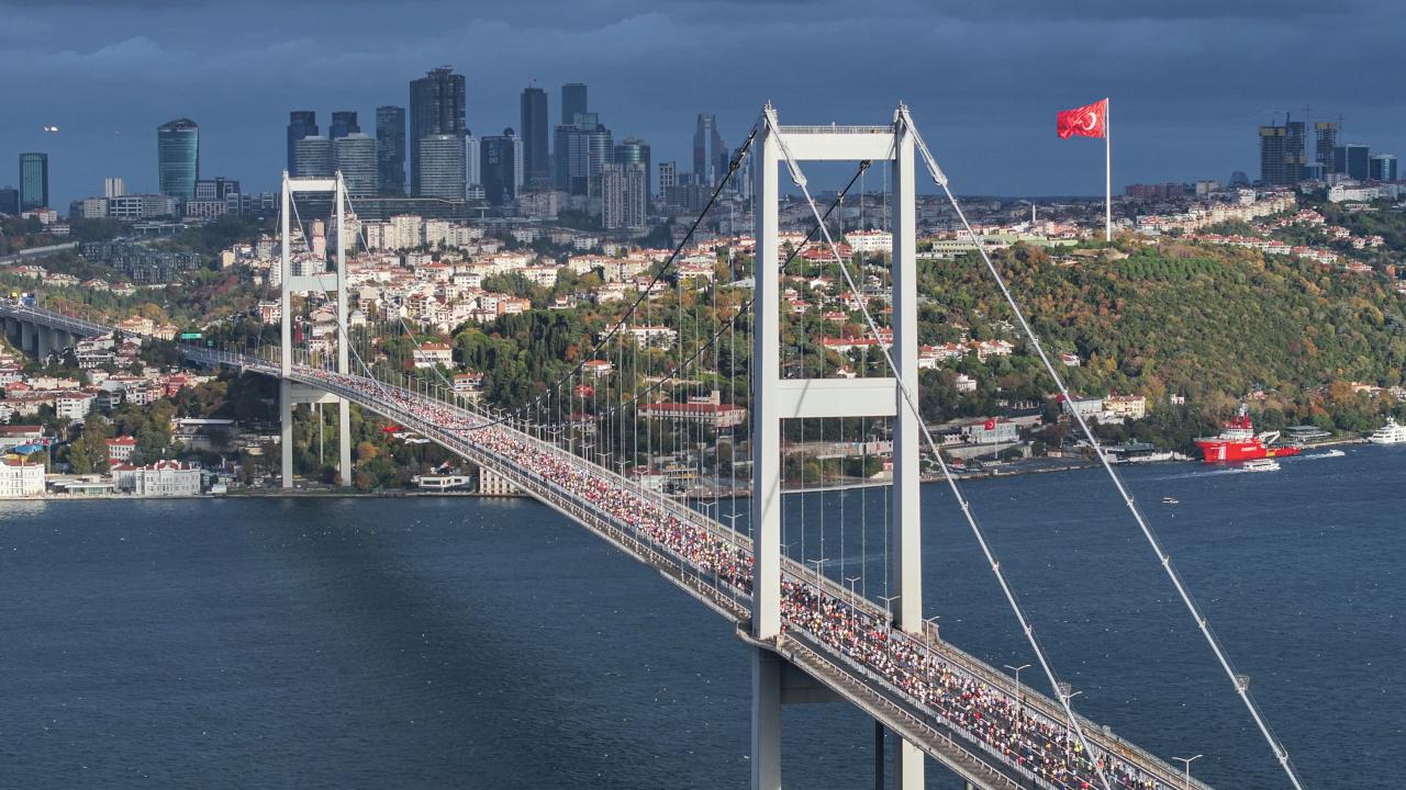 İstanbul'da yarın bazı yollar trafiğe kapatılacak