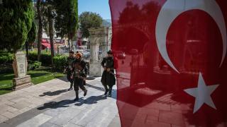 Osman Gazi Türbesi'nde jandarmanın tuttuğu saygı nöbeti 5 yılı geride bıraktı