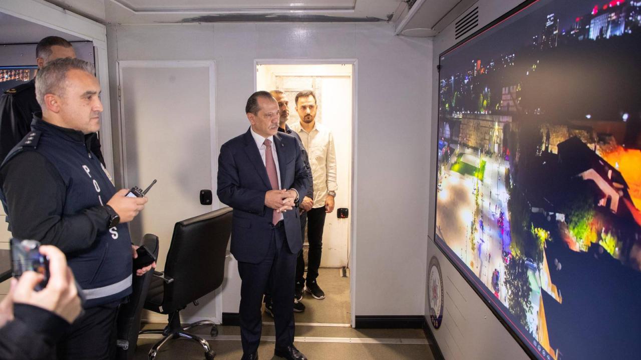 İstanbul İl Emniyet Müdürü Yıldız: İstanbul'u dört bir yandan izliyoruz