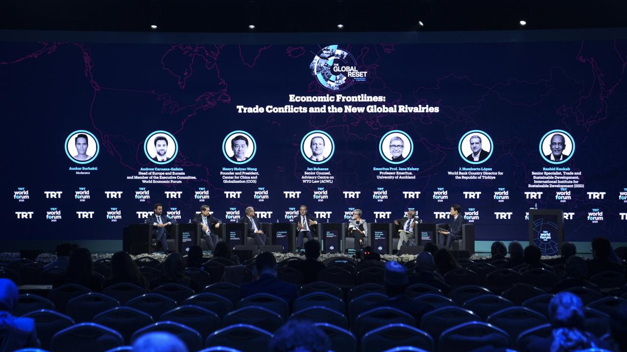 TRT World Forum 2025'te dünyadaki ticaret çatışmaları ele alındı