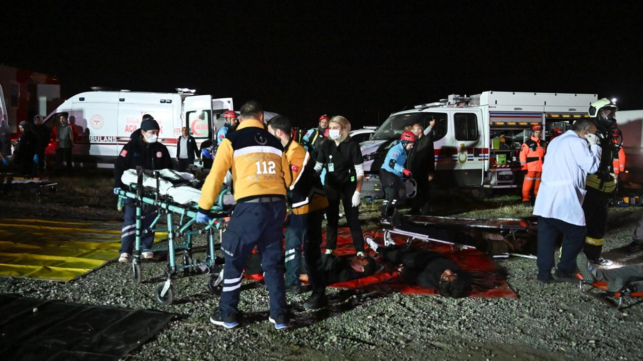 Performanslar dikkati çekti