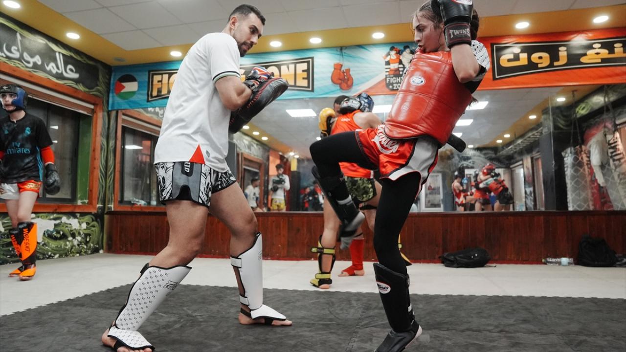 "Henüz bir çocuğum ve önümde çok uzun bir yol var"