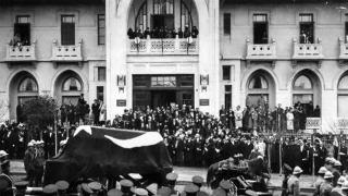 Arşiv fotoğraflarıyla Atatürk'ün son yolculuğu