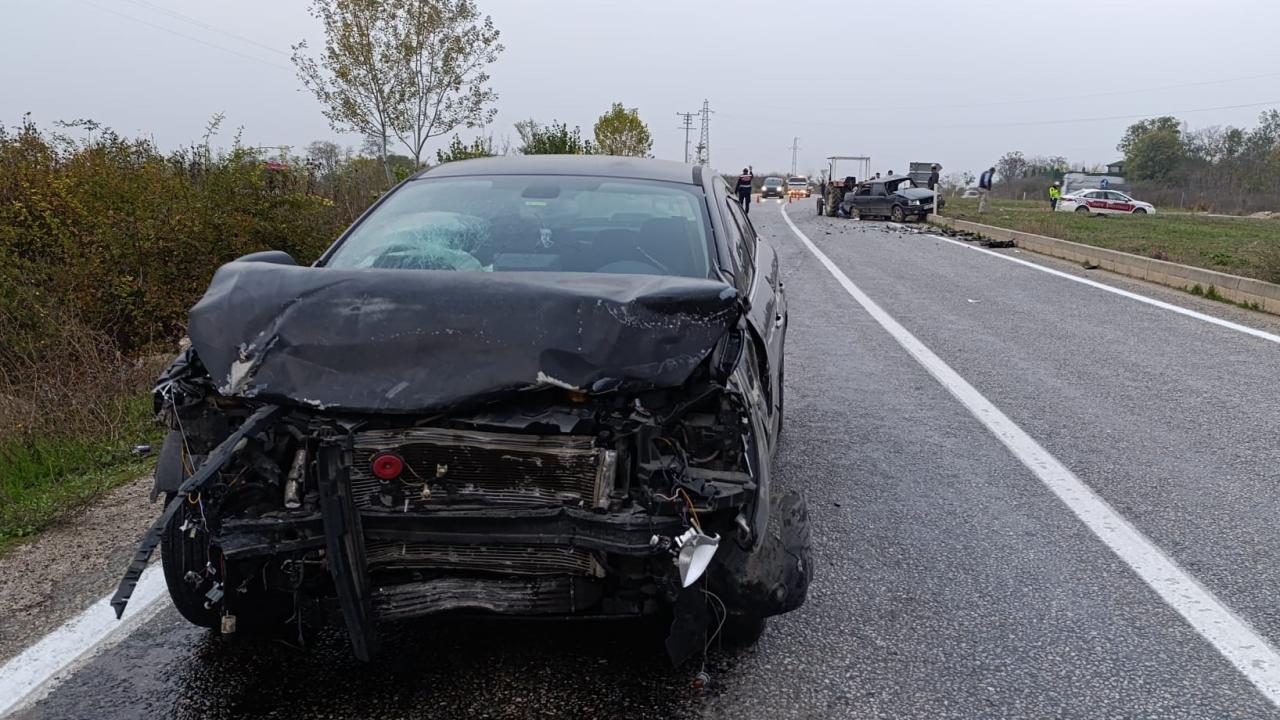 Bursa’da 2 otomobil çarpıştı: 1 ölü