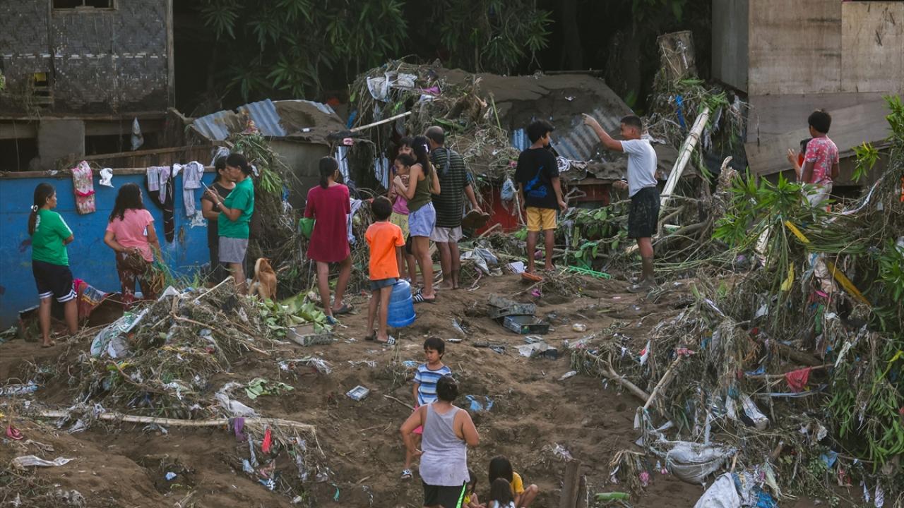 Filipinler’de Kalmaegi Tayfunu’nda ölenlerin sayısı 204’e yükseldi
