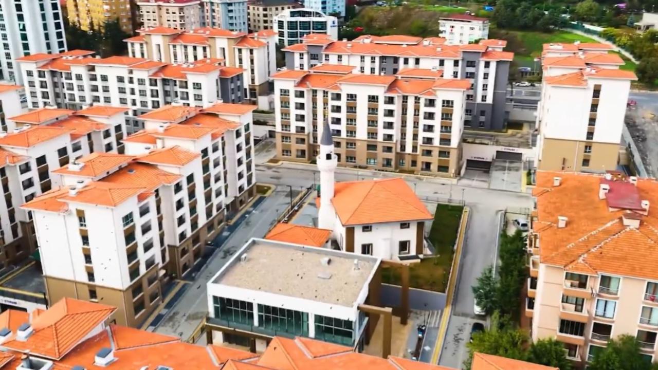 İstanbul'da dönüşümü tamamlanan konut ve iş yerleri yarın teslim edilecek