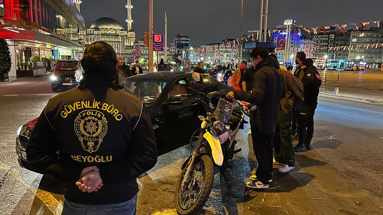 İstanbul’da huzur operasyonu: 1036 gözaltı