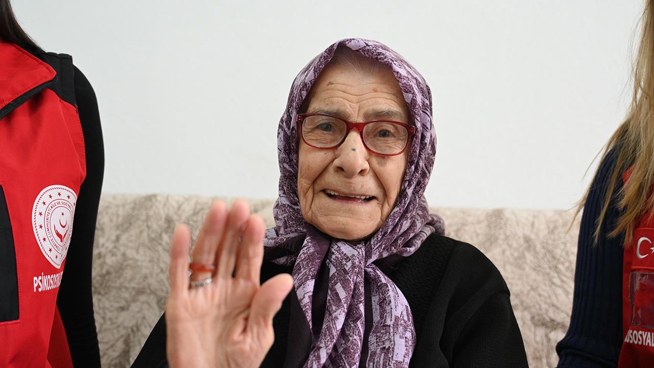 Atatürkün verdiği soyadı 79 yıldır gururla taşıyor