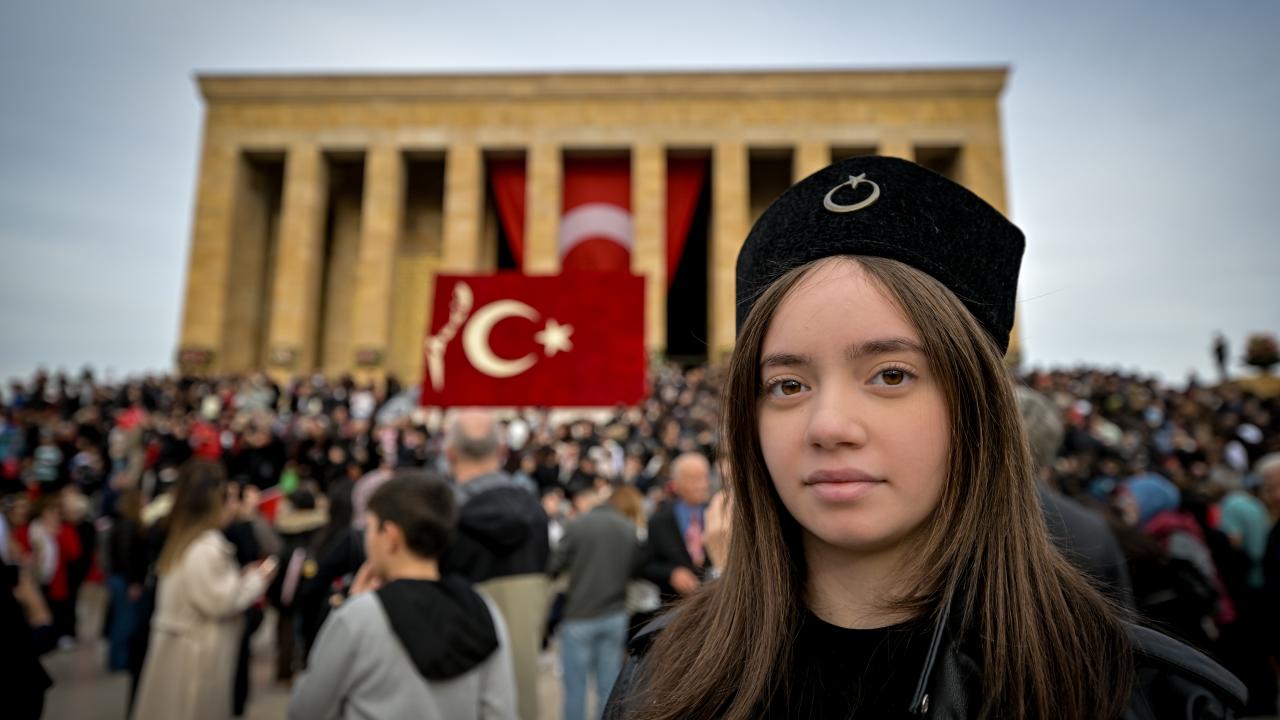 Anıtkabir 81 ilden gelen ziyaretçilerle dolup taştı