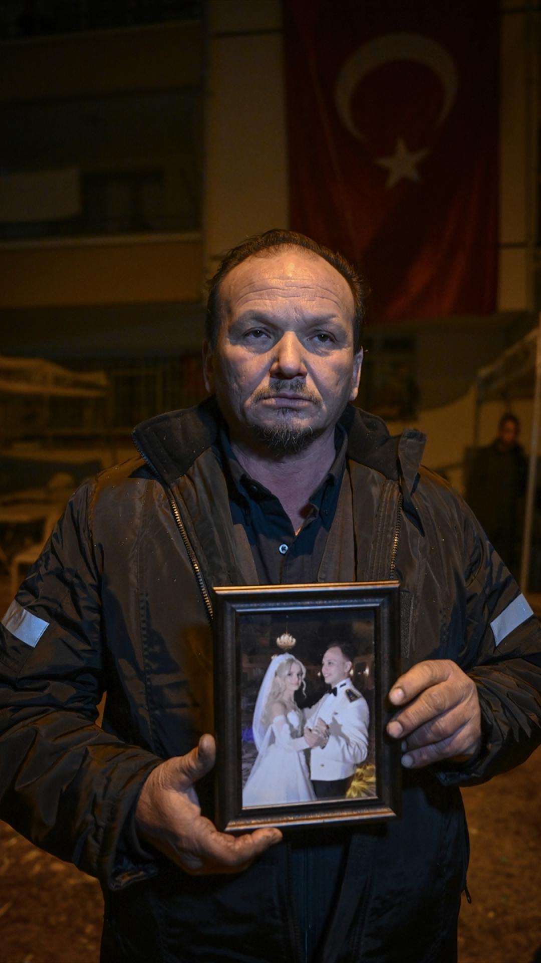 "Vatan sağ olsun. Bu vatan için ben bile gider savaşır, şehit olurum"