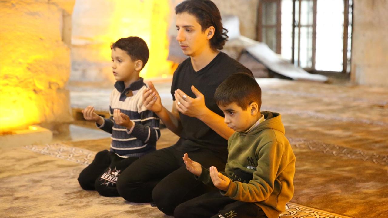 "Camimiz depremden etkilenmedi"