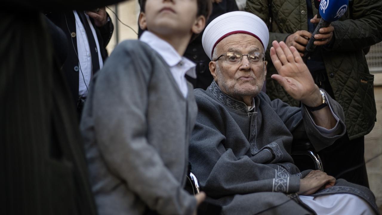 Mescid-i Aksa İmam Hatibi Şeyh Sabri'nin yargılandığı davanın duruşması Doğu Kudüs'te gerçekleşti