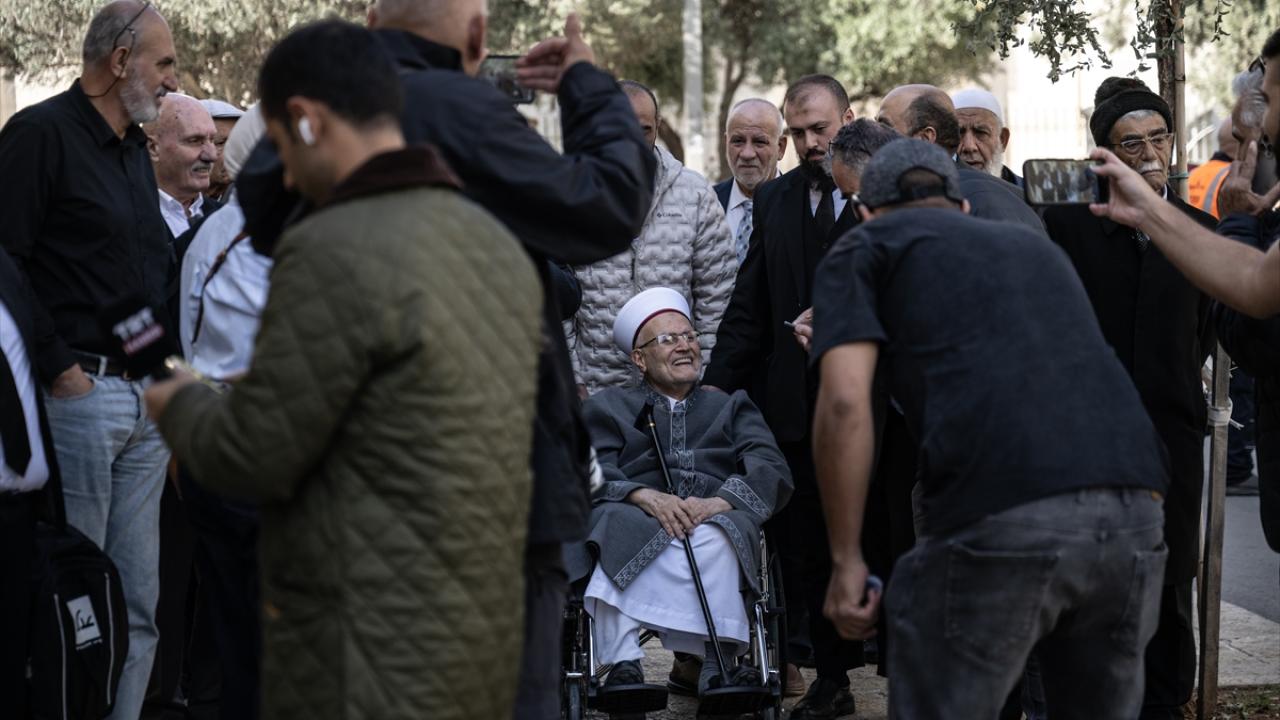 Mescid-i Aksa İmam Hatibi Şeyh Sabri'nin yargılandığı davanın duruşması Doğu Kudüs'te gerçekleşti