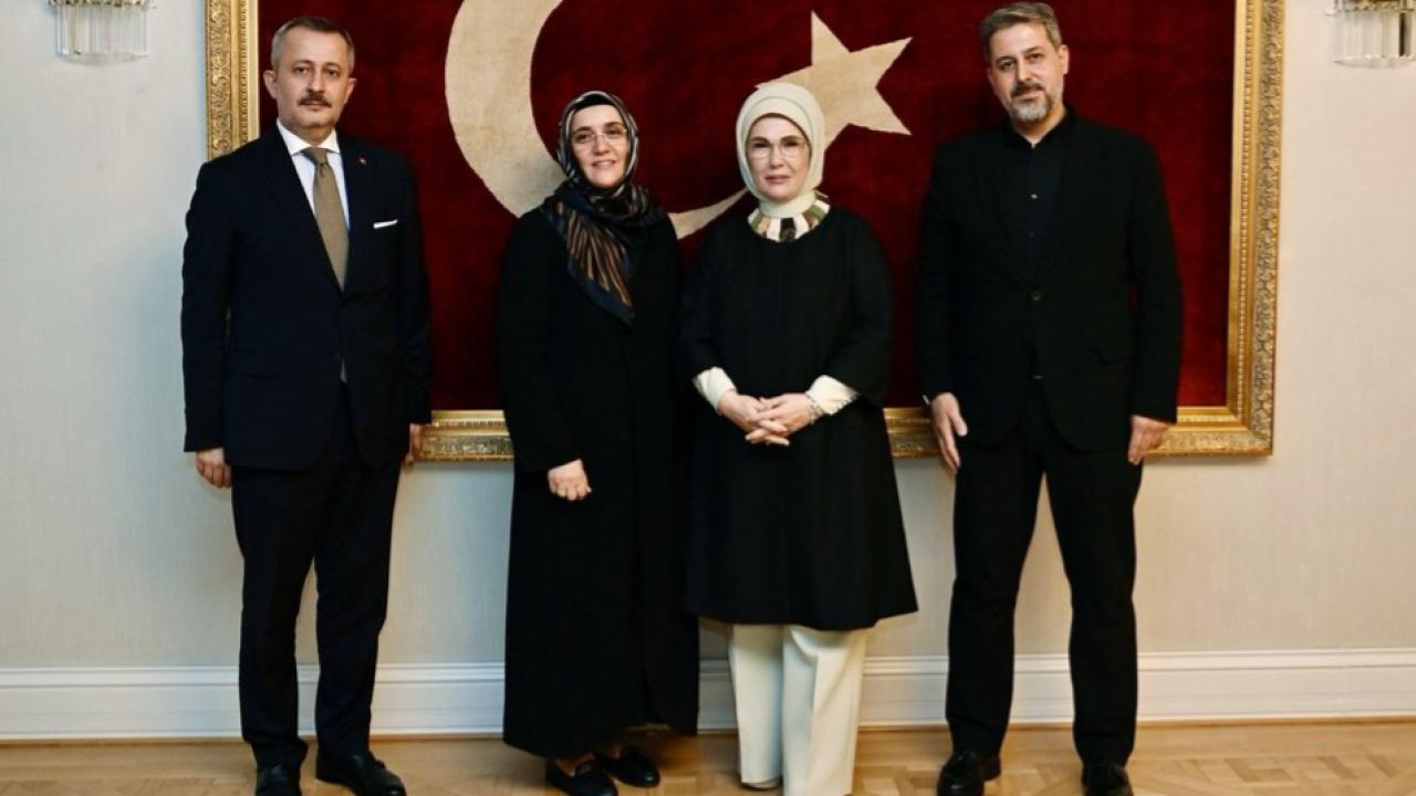 Emine Erdoğan, İstanbul Aile Vakfı temsilcileri ile bir araya geldi