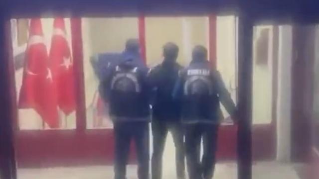 Trafik güvenliğini tehlikeye atan sürücü yakalandı