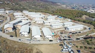 Hatay'da 100. Yıl Köyü Projesi'nde tamamlanan son evlerin anahtarı teslim edildi