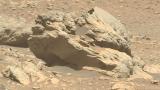 NASA, Mars'ta oraya ait olmayan bir kaya keşfetti