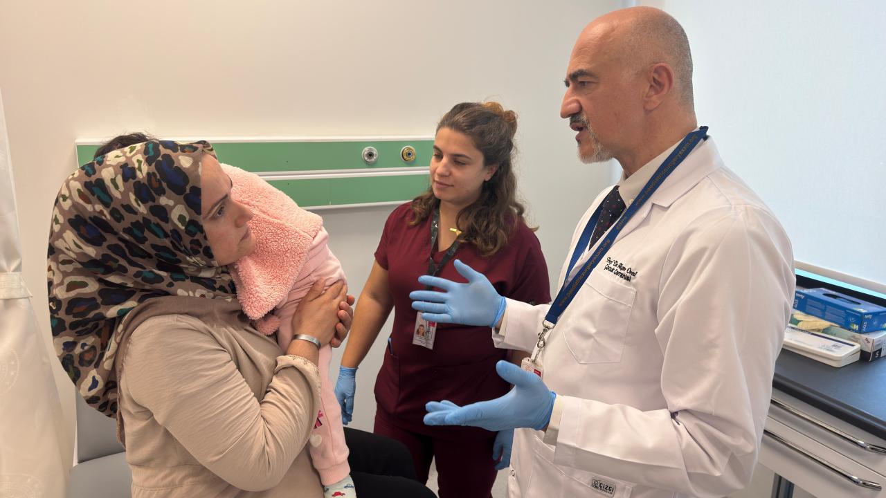 Yangında vücudu yanan Meryem bebek hassas tedaviyle iyileşti