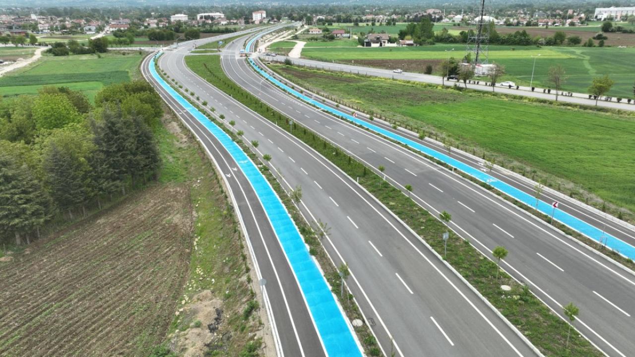 Ulaştırma projeleriyle yeşil dönüşüme katkı