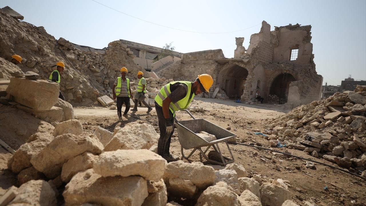 İsrail, Gazze'deki Paşa Sarayı'nı yıktı, 20 binden fazla tarihi eseri yağmaladı