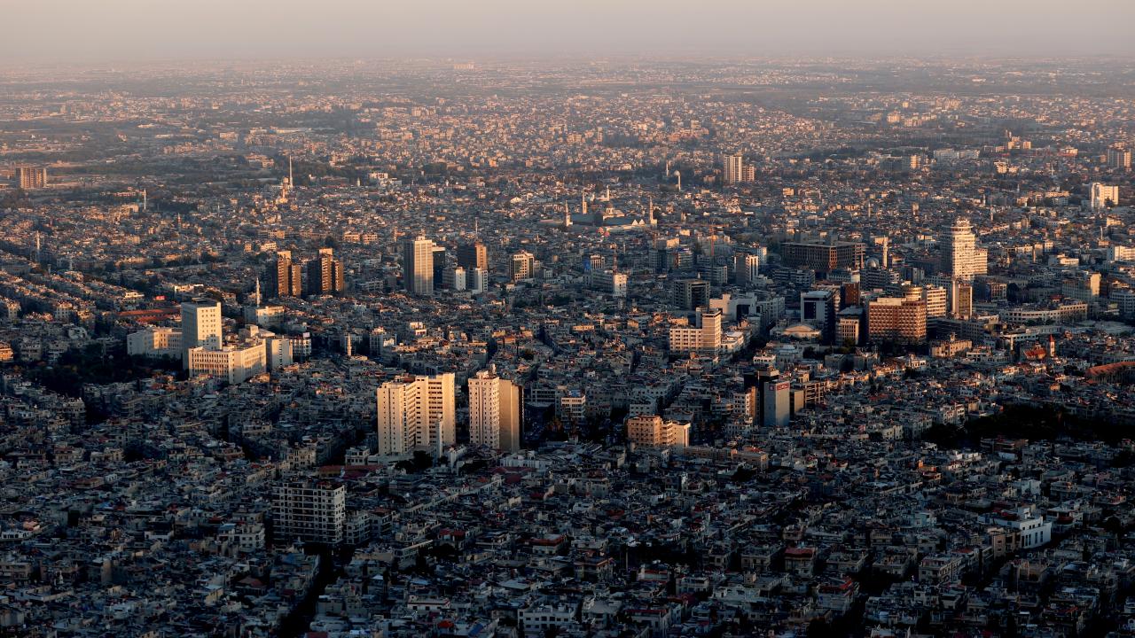 ABD yönetimi, Suriye’ye yönelik Sezar Yasası kapsamındaki yaptırımları 6 ay askıya aldı