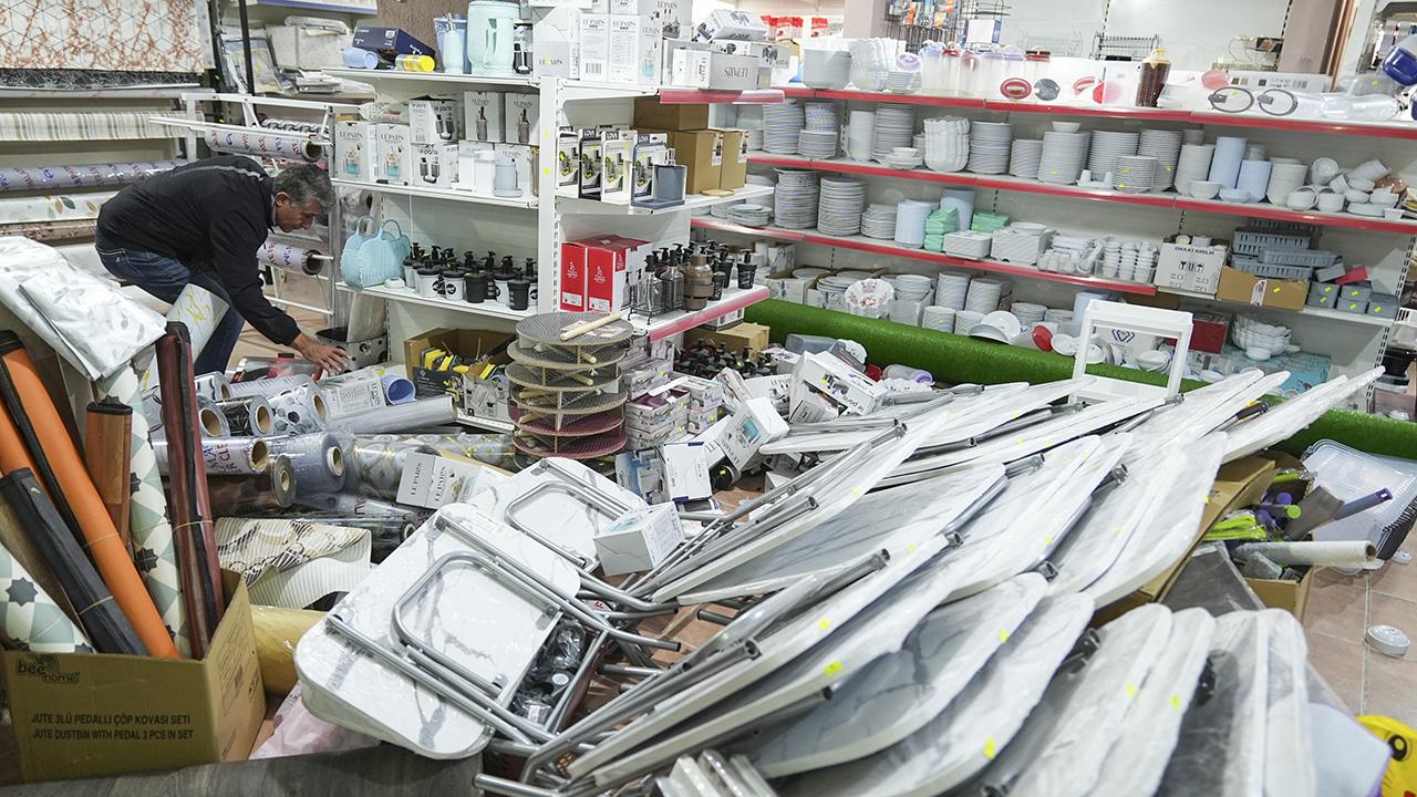 Deprem bölgesi Sındırgıda esnafa yeni kredi ve destek imkanı