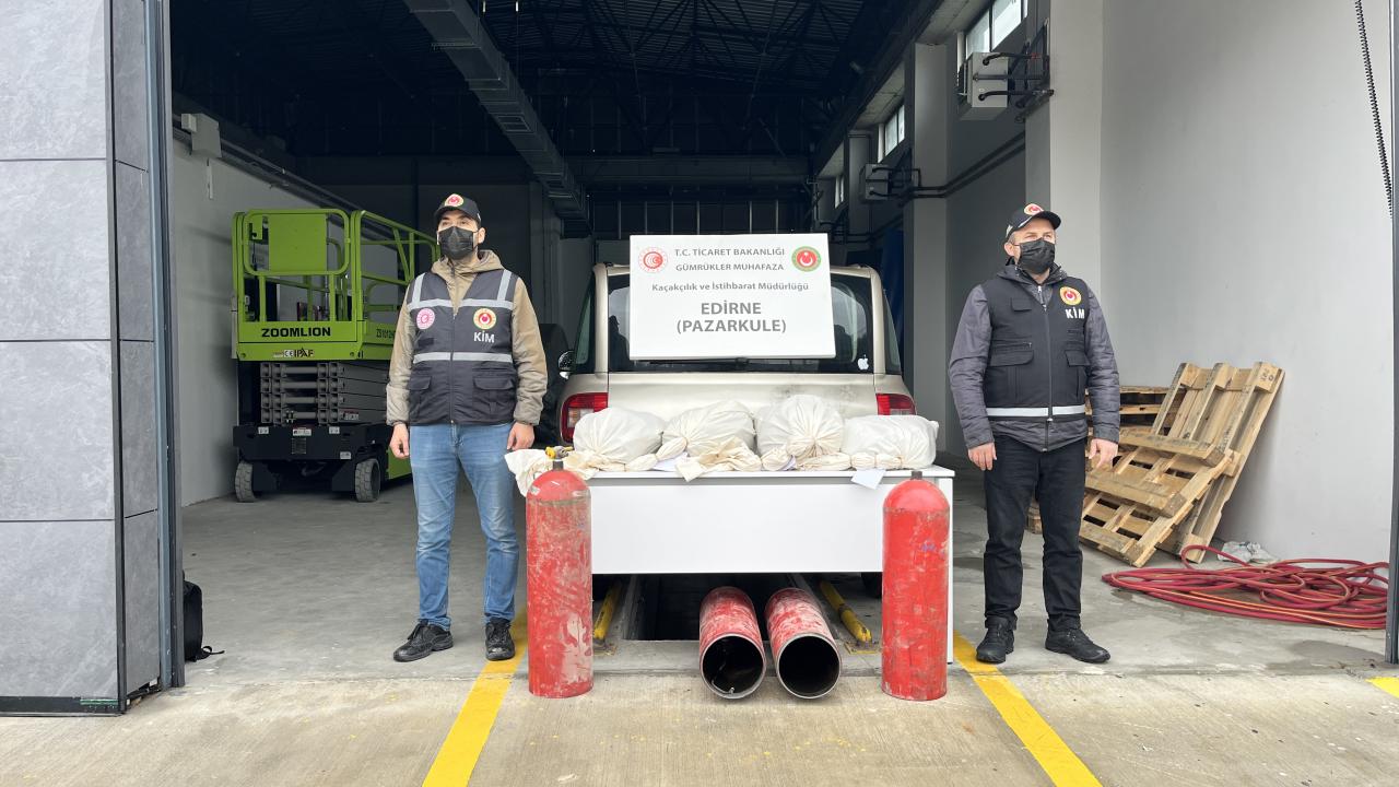 Pazarkule Sınır Kapısı’nda 19 kilo 692 gram uyuşturucu ele geçirildi