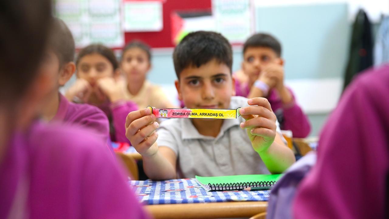 "Akran zorbalığı yerine güzel oyunlar oynuyorlar"