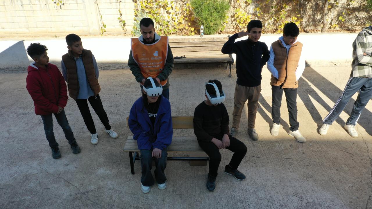 VR gözlükle İstanbul`u gezdiler